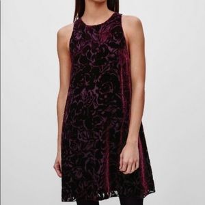 Aritzia Wilfred Trompette dress (burgundy)